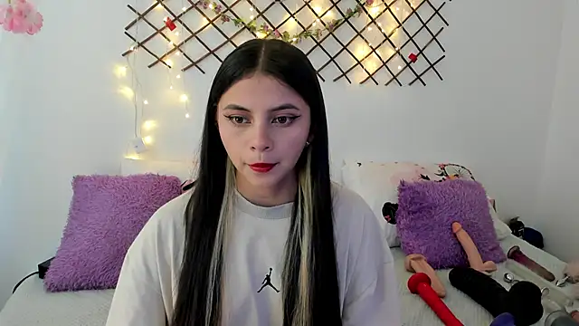 Ivanna Bruner online show from September 18, 7:34 pm