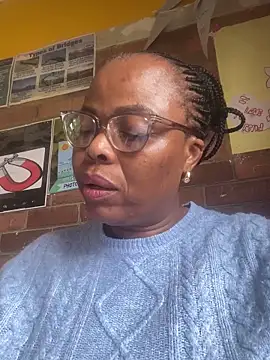 Nomthie online show from March 21, 8:19 am