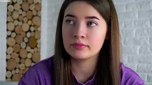 LowOncoming online show from February 9, 2:14 am