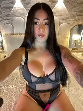  MadiLee  online show from January 15, 3:01 am