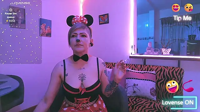 Maria fernandaxxx  online show from October 31, 9:19 pm