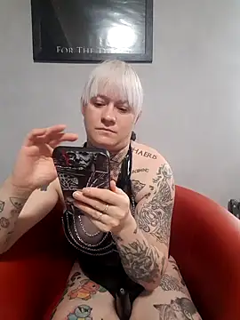 poussichienne online show from September 15, 3:53 pm