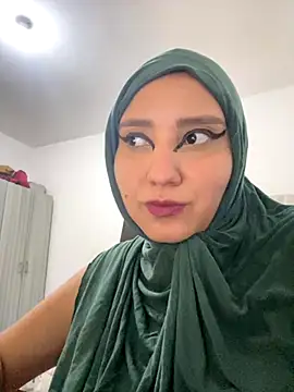 hannahayat online show from September 29, 8:47 pm