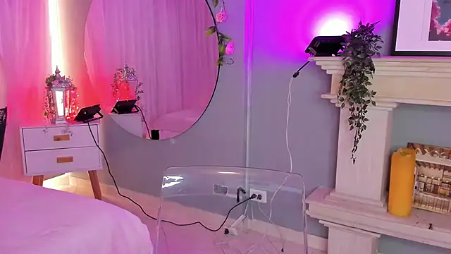 tiffany becker online show from April 16, 1:11 pm