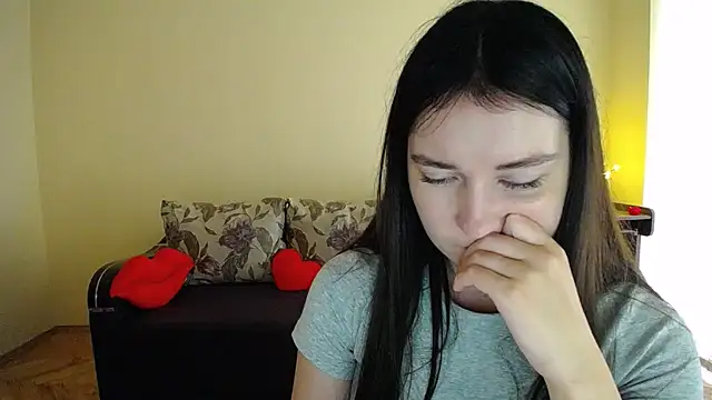 Pretty shy online show from July 16, 10:42 am