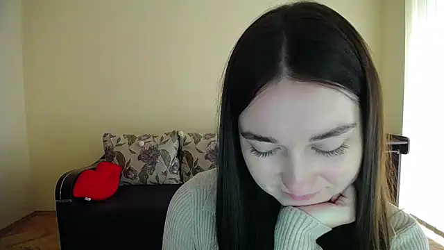 Pretty shy online show from October 10, 11:15 am