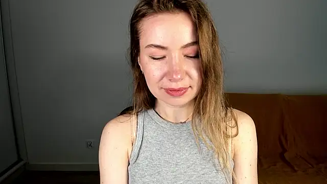 Mia Tasty online show from May 30, 7:06 am