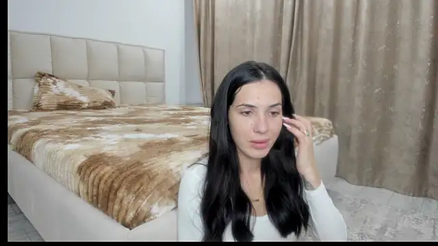 Emmapmg online show from October 18, 5:04 pm