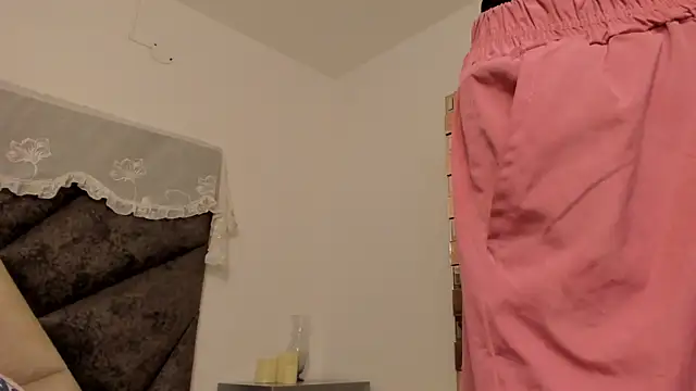 BonnieCute  online show from September 14, 12:19 am