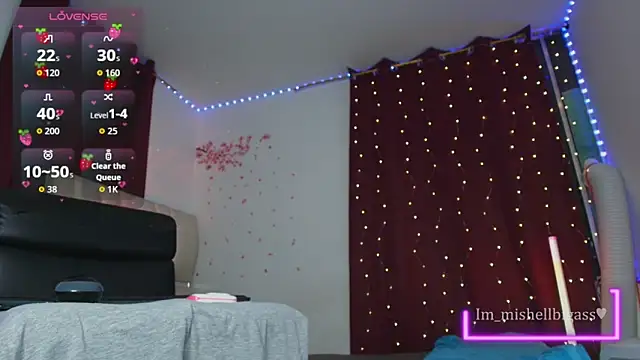 im mishellbigass online show from April 11, 7:45 am