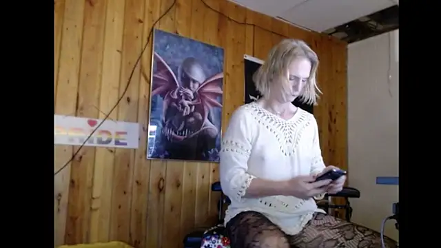 JamieBottoms online show from December 19, 1:58 pm