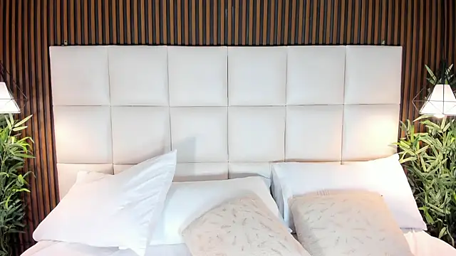 LiaTink online show from November 22, 5:04 pm