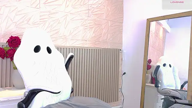 paula  cruzz online show from February 22, 11:16 pm