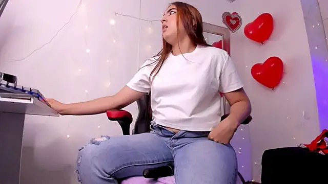 angel hardy dl online show from April 10, 11:05 am