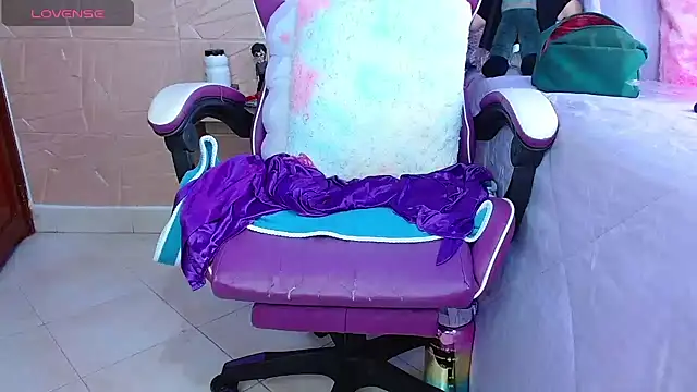 kendallsweet7 online show from January 12, 7:41 pm