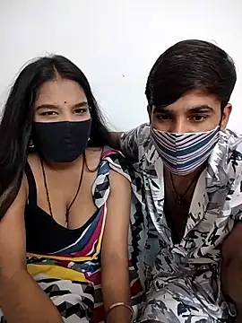 hottiess69 online show from April 20, 5:05 pm