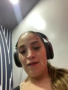 cindy love2 online show from July 17, 8:23 pm