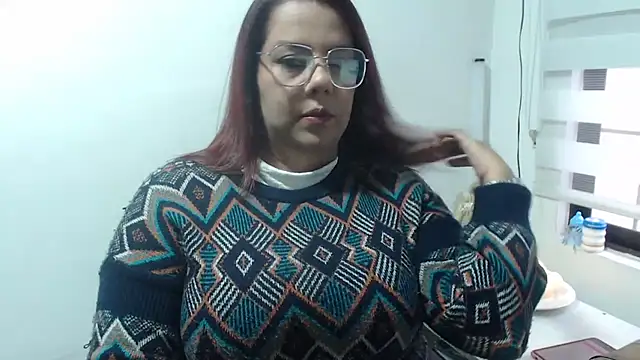 Rebecagiraut online show from January 14, 12:10 pm