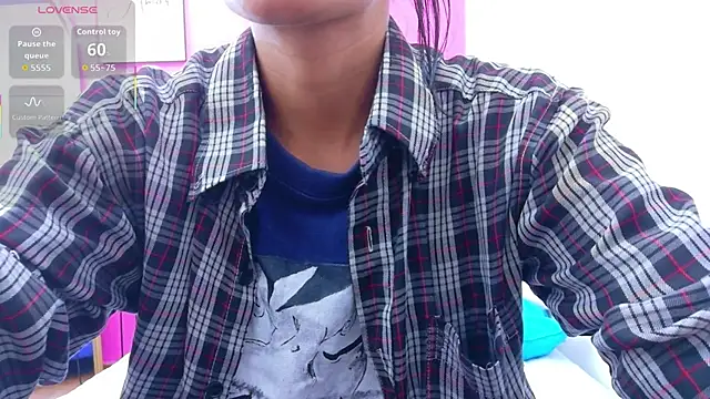 yourcuteneighbourr online show from October 10, 2:49 am