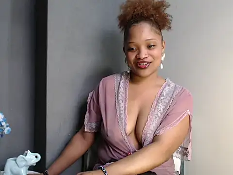 CREAMYCUPCAKExxx online show from October 9, 10:30 am