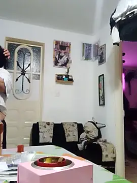 Boycuriousxxx online show from January 14, 6:35 pm