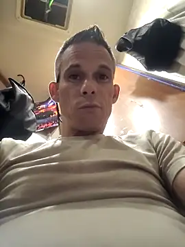 ILUV2TUCHMYKITTY online show from September 24, 9:30 am