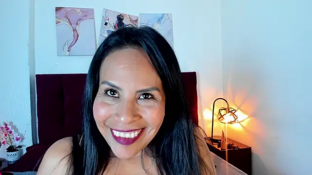 Anthonelaa   online show from September 29, 8:14 pm