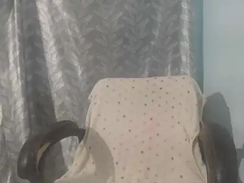 cute-priy online show from June 2, 6:03 am
