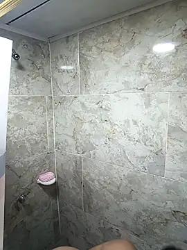 sexy-latin10 online show from April 17, 11:12 am