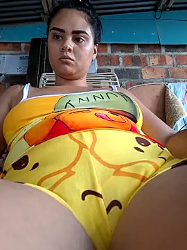 sexy-latin10 online show from October 9, 11:03 am