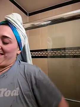 ThicBunz online show from March 21, 12:04 am