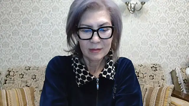 Elegant00Lady online show from October 15, 2:30 pm