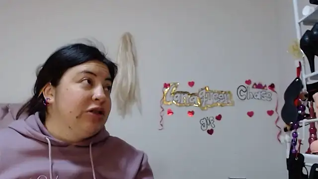 lanaqueen699 online show from November 18, 12:17 pm