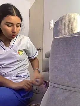 Larabrooks online show from November 4, 7:08 pm