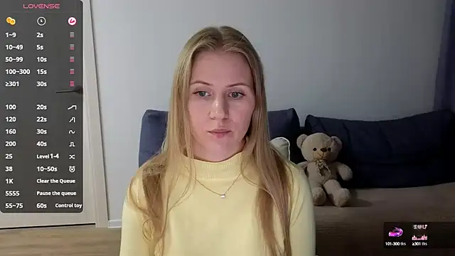 IsabelAllen online show from September 24, 7:02 pm