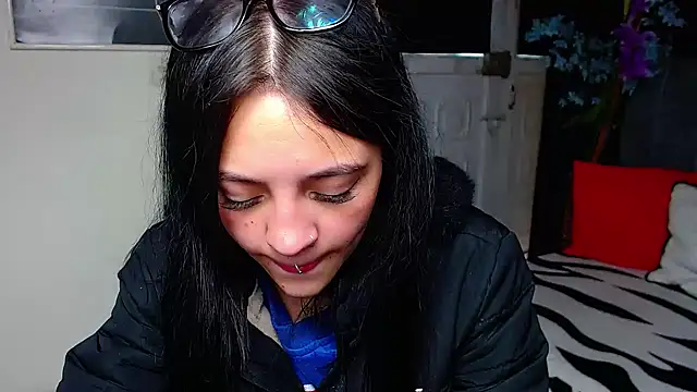 Violettasquirt online show from February 20, 1:45 pm