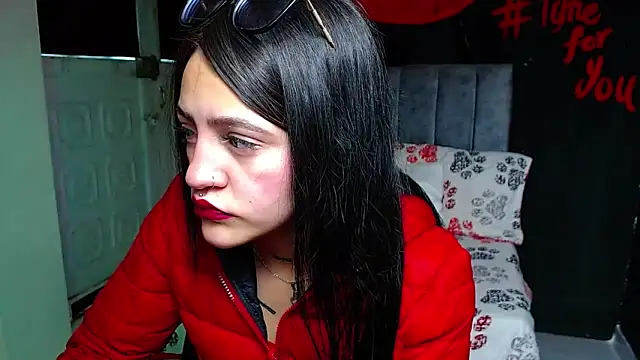 Violettasquirt online show from April 10, 3:40 pm