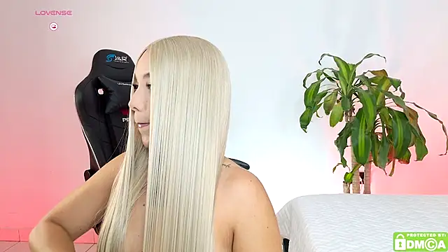 Mariafer05 online show from November 1, 5:39 pm