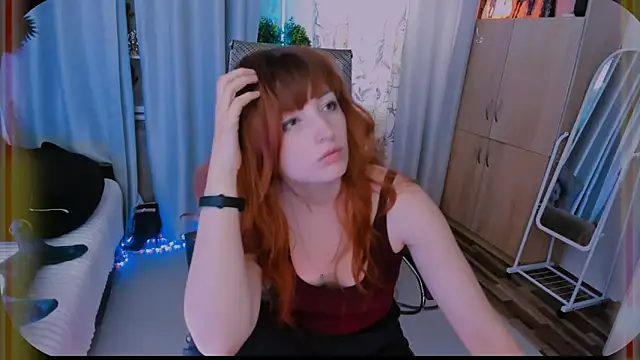 Toxic Ellies online show from March 28, 7:41 am