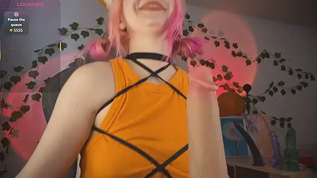 mariel a gold online show from October 6, 5:35 am