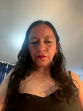 Freya Artemisa online show from October 8, 9:30 pm