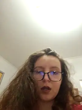 LineaDemie online show from February 14, 5:26 pm