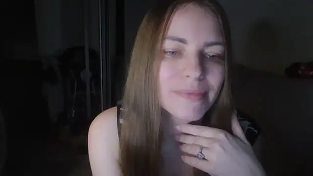 AnnaDiamond1 online show from April 5, 11:37 pm