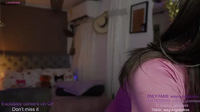 wayuu-goddess online show from January 16, 3:30 pm