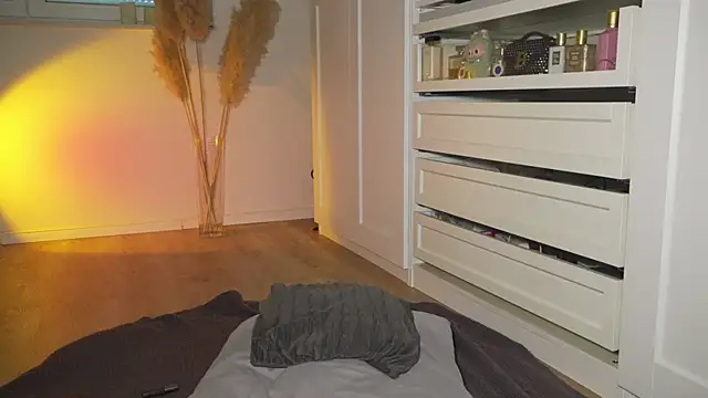 HotBella- online show from September 22, 2:48 pm