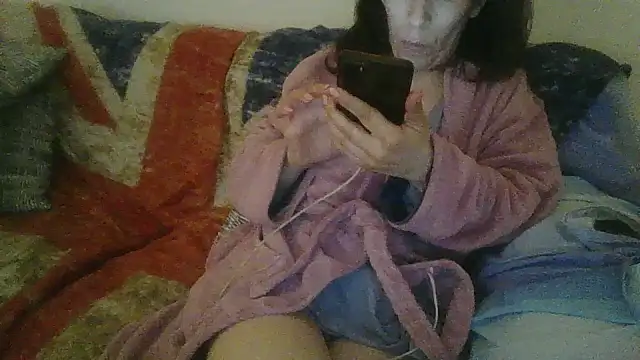 hairygirl80 online show from April 14, 8:53 pm