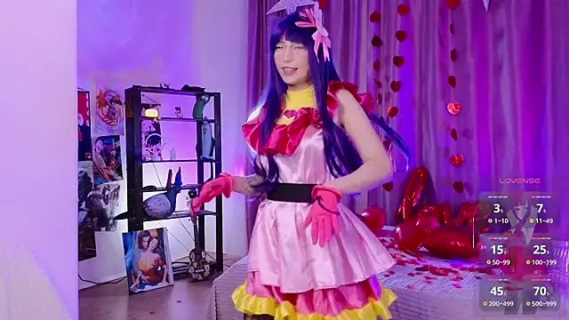 Carolina Leep online show from February 13, 3:57 pm