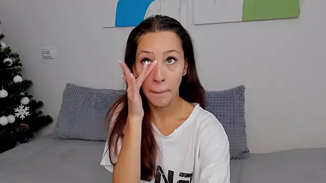 SelenaRousey online show from January 6, 7:56 am