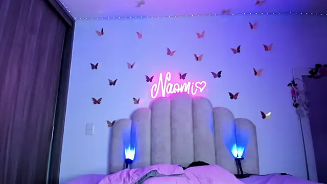 NaomiAsha online show from October 14, 1:08 am