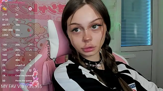 shy melony online show from March 22, 3:18 pm